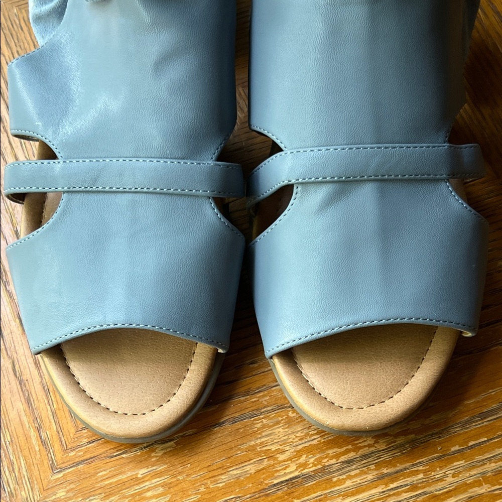 comfortview - The Annika Shootie - Chambray - Size 11W NEW - Picture 6 of 8
